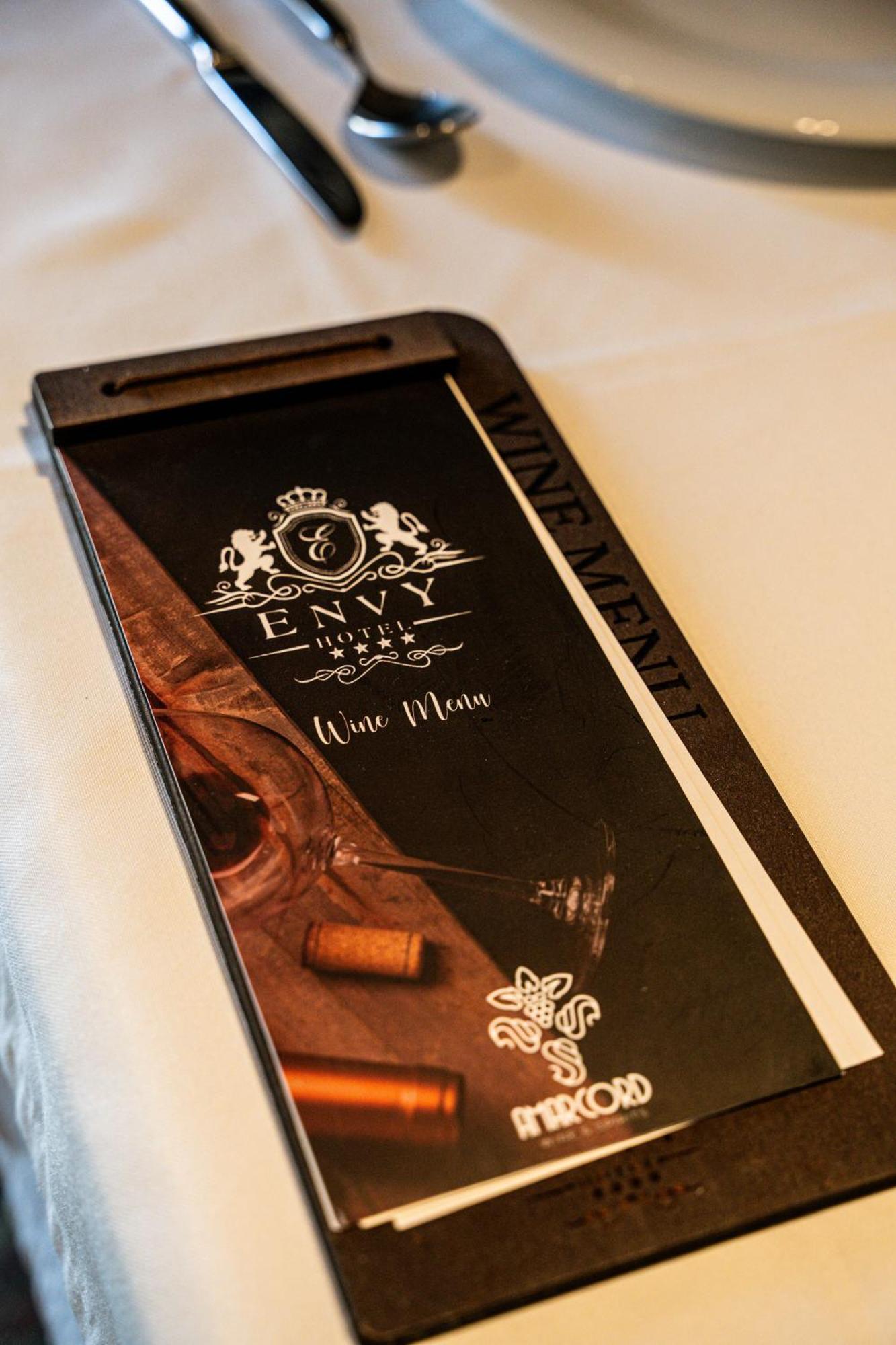 Envy Hotel Durrës Buitenkant foto